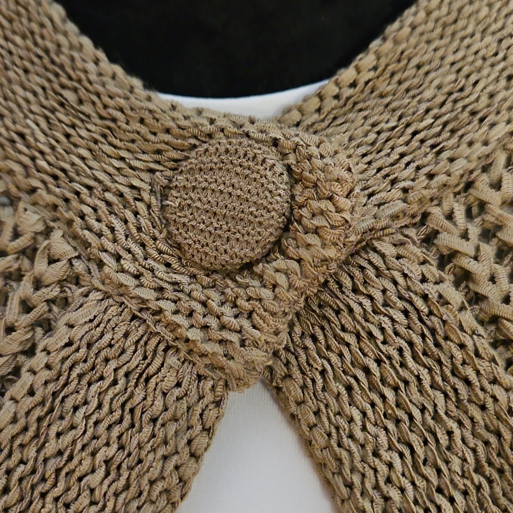 AUGUST SILK" Like New Vintage Style Short Sleeve Sweater ! SIZE MEDIUM - Picture 4 of 9